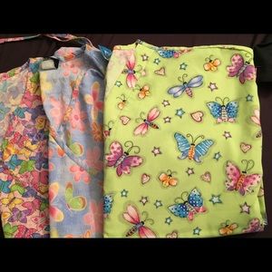 Set of Medium Scrub Tops